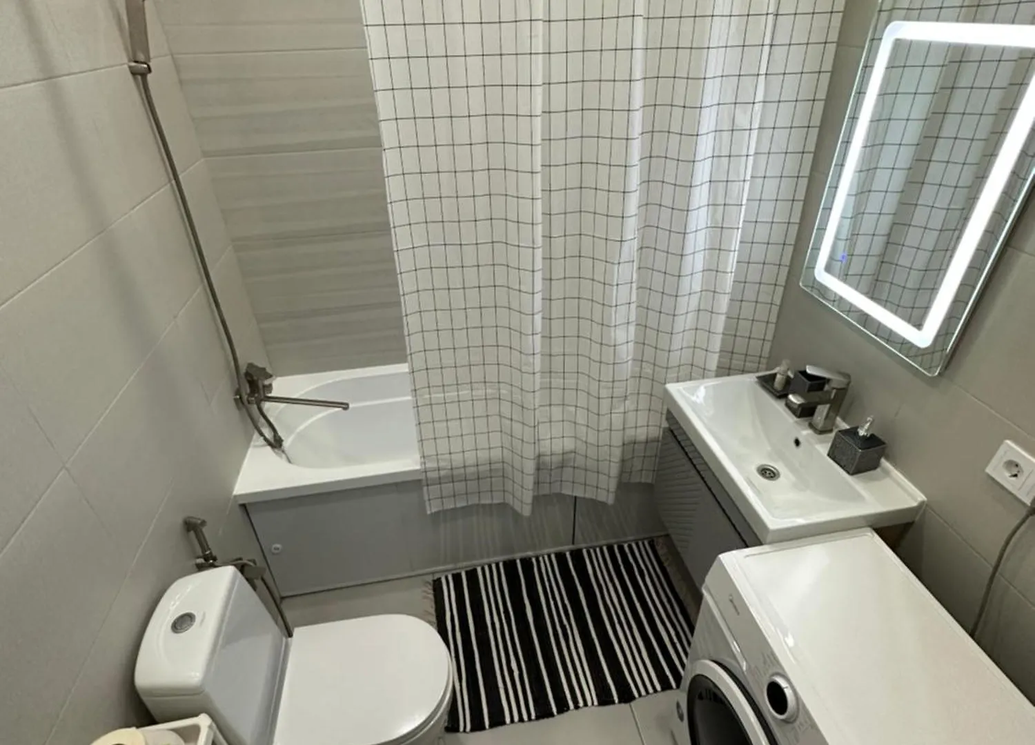 Apartman Уютная Квартира Возле Посольства Сша Asztana